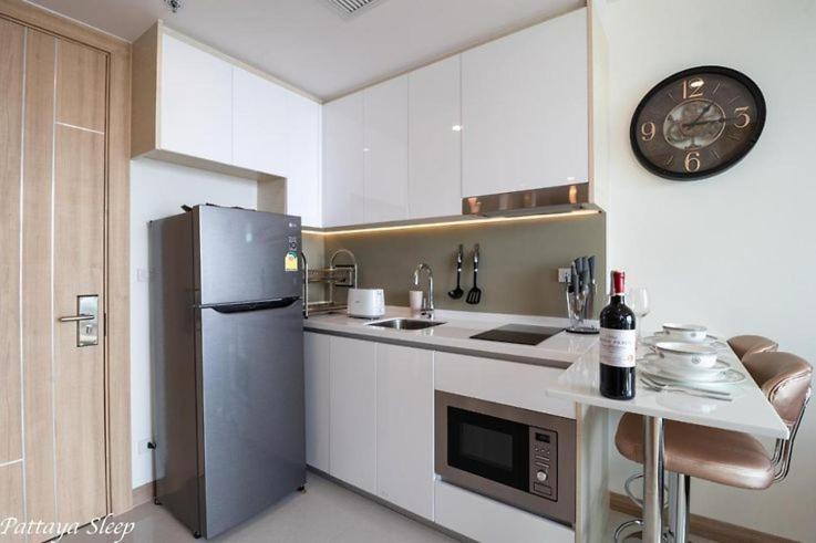 The Riviera Jomtien Pet Friendly Aparthotel Kültér fotó